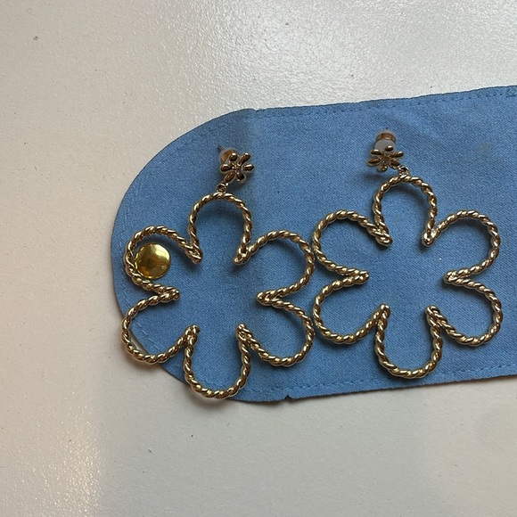 Daisy rope earrings - Picture 3 of 5